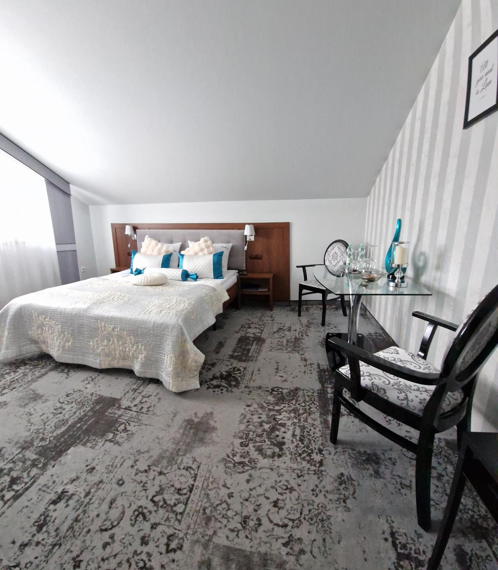 Cynamon Hotel Nowy Sacz Exterior photo